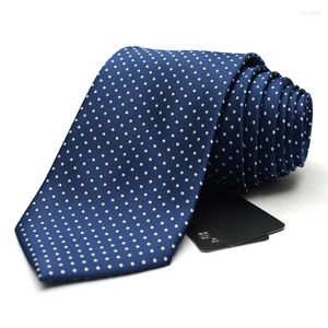 Noeuds papillon Arrivées Pour Hommes Dot Cravate Cravate Vêtements De Mode 9cm Cravats Bureau D'affaires Travail Formel Avec Boîte-Cadeau