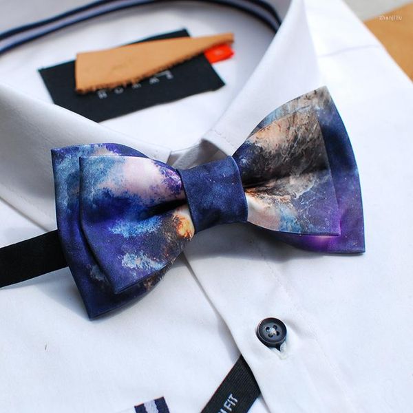 Bow Ties comme un cadeau mode fait à la main rétro bleu ciel étoile créative cravate noire / fête de mariage emballage 1pc