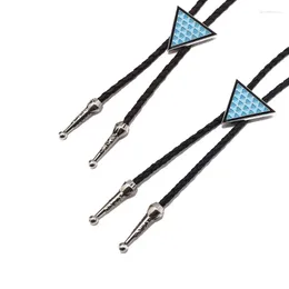 Bow Ties Bliling Bolo Tie Trigulaire Triangulaire Pendant Collier Clavicule Chaîne de chaîne pour les filles Présents de lariat
