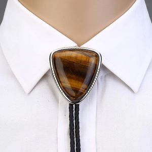 Strikjes bolo tie voor mannen vrouwen handgemaakte westerse kunst Indiase legering stropdas driehoek naturel steen 230619