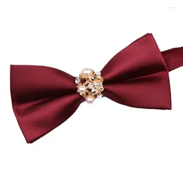 Noeuds papillon Bourgogne Cravate pour hommes Style européen avec incrustation d'or Sen Cérémonie de mariage Rouge foncé du marié