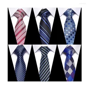 Pajaritas Diseño Venta de fábrica 160 colores Corbata de seda Floral Rojo Hombres Corbata Traje Accesorios Ajuste Formal Fiesta Boda NecktieBow