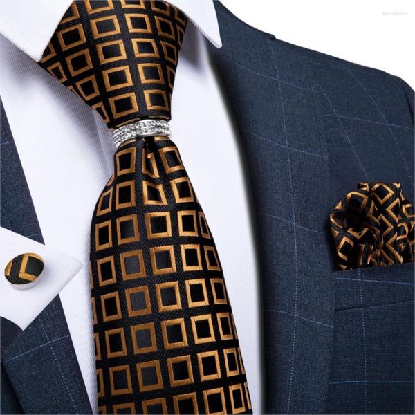 Corbatas de lazo DiBanGu para hombre, corbata de seda para boda, corbata negra dorada para hombre, diseño novedoso, conjunto de anillo de gemelos y pañuelo para fiesta de negocios a la moda