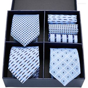 Pajaritas Caja de regalo de los hombres europeos y americanos Corbata Moda Formal de negocios Conjunto de combinación de toalla cuadrada a rayas