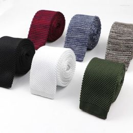 Corbatas de lazo de moda para hombre, corbata colorida de punto, corbata de punto de Color sólido, estrecha, delgada, tejida, lisa, corbatas, lazo Emel22