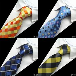 Bow Ties Gusleson Design Kwaliteit Silk Mens Tie 8cm PlaidStriped Neck voor mannen Classic Wear Business Wedding Party Gravatas