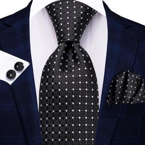 Noeuds papillon Hi-Tie Noir Blanc Dot Soie Cravate De Luxe Pour Homme Accessoire Hommes Mode Cravate Mouchoir Bouton De Manchette Tuxedo Cadeau Classique