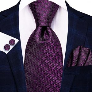 Bow Ties Hi-Tie Dark Purple Pliad Designer Elegante mannen Tie Jacquard Ntrak accessoire Cravat Wedding Business Party Hanky Cufflink