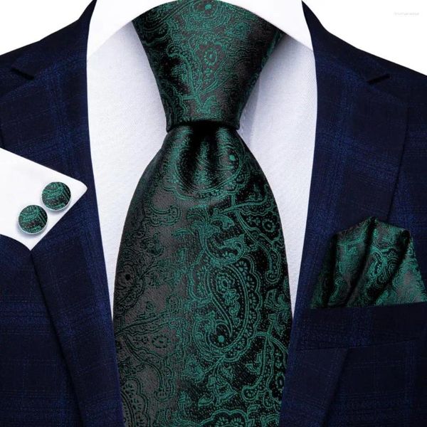 Noeuds papillon Hi-Tie Designer Noël Paisley Cravate verte Cravate élégante en soie pour hommes Marque de mode Fête de Noël Handky Bouton de manchette en gros