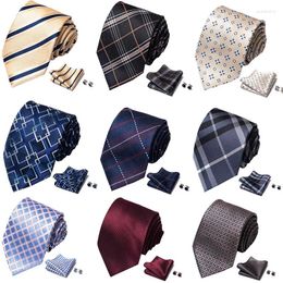 Bow Ties huishidi 8cm Tie pour hommes Fashion Checkered Printing Coldie Couard Couettes Square Set Busssiness Wedding Party Gift 2024