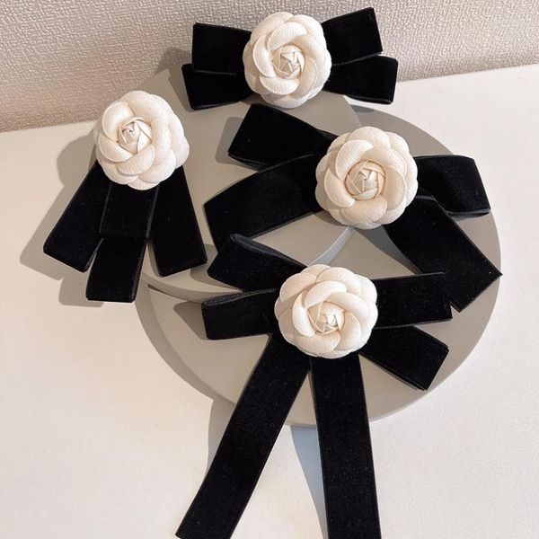 Bow Ties coréen Camellia Women's Tie Brooch Retro College Style Shirt Collar Fleur Fashion Velvet Bowtie Corsage Pin Gift For Wome 200F