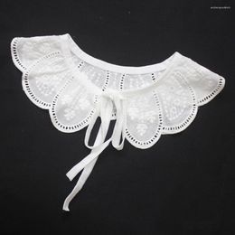 Noeuds papillon Style coréen blanc revers poupée faux col châle pour femmes broderie chemise faux chemisier détachable