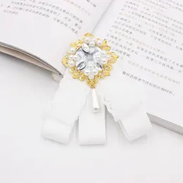 Noeuds papillon ruban de dentelle strass cravate broche costume coréen femme chemise pull col fleur bijoux faits à la main épingles cadeaux pour les femmes
