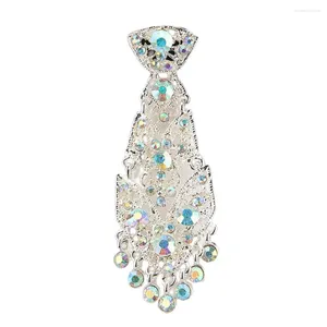 Bow Ties Broche à revers Pin en métal incrusté de diamant broche Luxury Crystal Coldie for Weddings Parties Fine Fonctionnalités