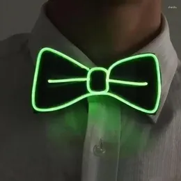 Noeuds papillon LED cravate disponible clignotant El Bowtie s'allument pour les fournitures de fête de cadeau de mariage pour hommes