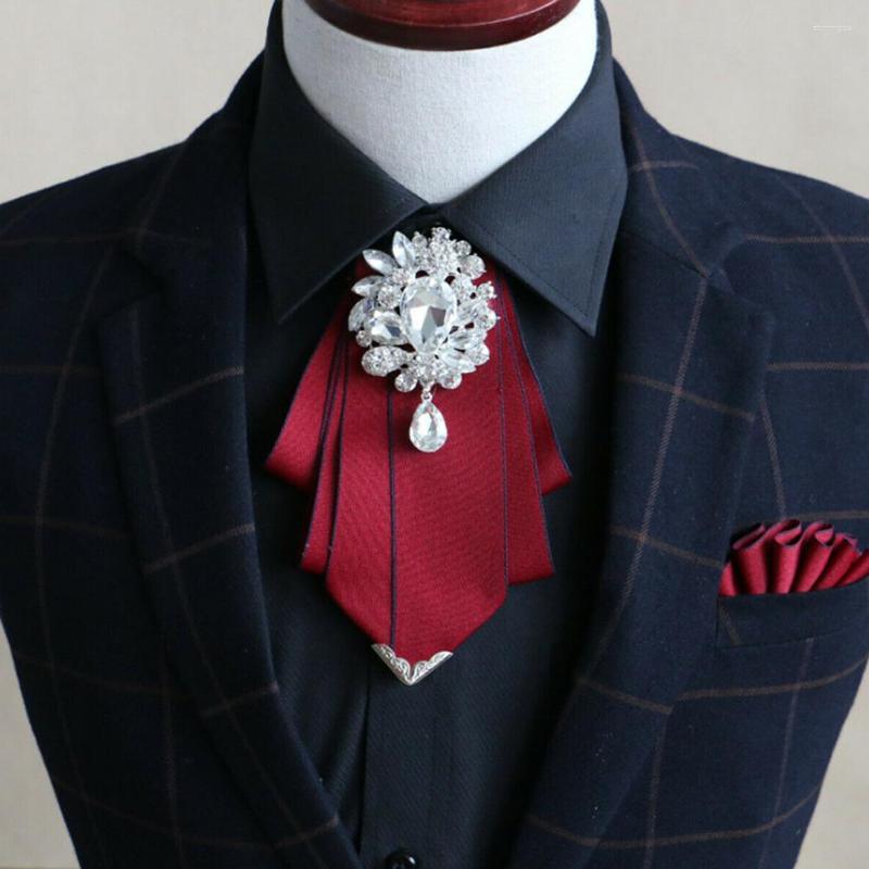 Bow Ties Erkekler Kravat Broş Proms Damat Düğün Partisi İngiliz Tarzı Rhinestone Kravat Ön Bağlı Takı Hediye Ziyafet Korsage Gelin