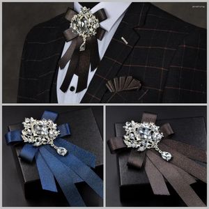 Bow Ties Men's Luxe Wedding Tie Broche Concert Accessories Damespak Shirt Collar Flower Corsage Sets Handgemaakte sieradengeschenken