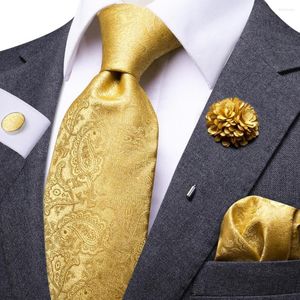 Bow Ties Mens Coltie Luxury 8,5 cm Gold Yellow Paisley Silk Business Tie Hnaky Brooch Brooch Wedding Gift for Men High-Tie Designer