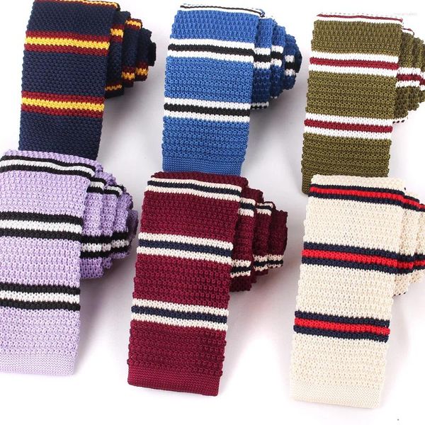 Bow Ties Tricot étroit pour les hommes Femmes Casual Stripe Neckties Skinny Treot Coue Tie Méliage Modèle rayé Modèle