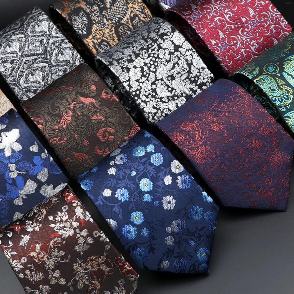 Pajaritas Novedad Hombre Corbata floral Geométrico Flor Patten Rojo Morado Azul Corbatas Ocio Negocio Ropa Cotidiana Pañuelo Boda Fiesta Regalo