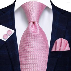 Noeuds papillon rose solide Plaid 2023 élégant hommes Hanky boutons de manchette cravates en soie pour hommes fête de mariage affaires marque de mode salut-cravate