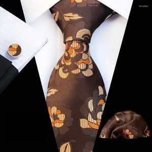 Bow Ties Retro Fashion Floral 8cm Tie en polyester 25 25cm Pocket Squares Cufflinks Mandkerchief Set pour l'homme Coldage de mariage Cadeaux en gros