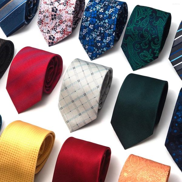 Nœuds papillons en soie marque cravate hommes Est Design cravate Plaid homme chemise accessoires rouge foncé jour de l'année lieu de travail cravate