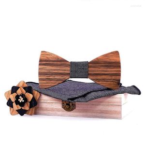 Bow Ties Sitonjwly Men's Butterfly Wood Hollow CARVED BOBTES GRANDCHECHECHEF BROOC