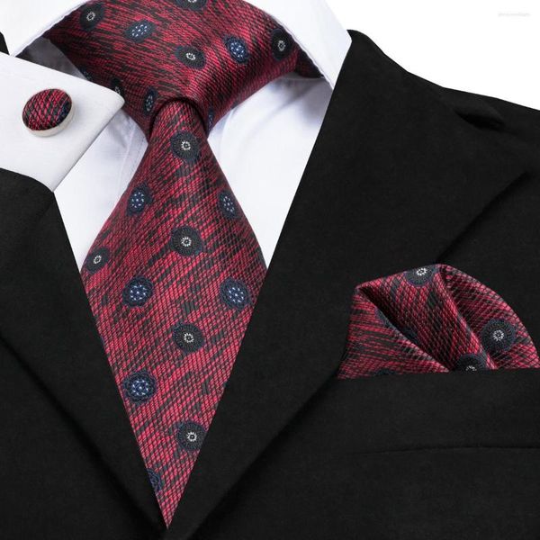 Pajaritas SN-1674 Hi-Tie Estilo novedoso Corbata roja Pañuelo Gemelos Conjunto Otoño Gravatas Hombres para venta al por mayor Vendedor directo