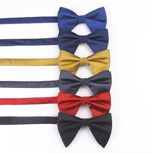 Bow Ties Style Men 'Butterfly Tie For Man Black Solid Color Big Red Bows Party Bruiloftaccessoires Vrouwelijke geschenken