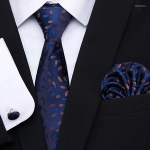 Bow Ties Tie Dakkerchief Pocket Squares Cufflink Set Strekte man Mannelijke kledingaccessoires Polka Dot April Fool's Day