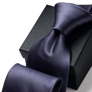 Corbatas de lazo más vendidas de alta calidad 2023 llegadas delgadas para hombres Color sólido 9CM de ancho marca de corbata para hombres corbatas comerciales de negocios