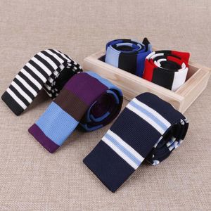 Pajaritas Corbata de punto para hombre de lujo Plana 5,5 cm Características Edición estrecha Corbatas de moda Corbata Regalos para hombres Festival Vacaciones Boda