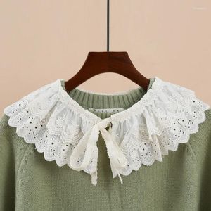 Bow Ties Vintage Womens Shirt Broidered Floral Fake Coll White Châoul Doll Falle décoratif détachable