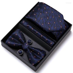 Bow Ties VIP Gift Tie Bowtie Hanky ​​manchetknopen Set voor mannen Silk Blue Dots Ntralte Plaid Wedding Business Suit Holiday Drop