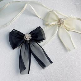 Nœuds papillons pour femmes, broche de cravate, pull de mode, accessoires de chemise, collier de fleurs, ruban de gaze coréen fait à la main, perles en cristal, clips de nœud papillon