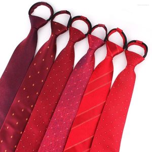 Pajaritas Cremallera Cuello delgado para hombres Mujeres Casual Trajes de corbata a cuadros Slim Boy Girls Corbata simple Regalo Uniforme Corbatas rojas