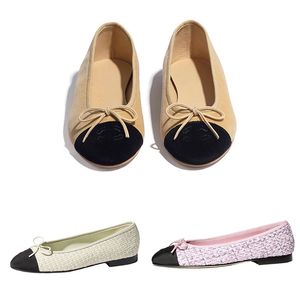 Bowknot Femmes Sandales Chaussures Designer Sandales Élégantes Sandales Femmes Chaussure Sandales d'été Famous Designer Femmes Femmes Rétro