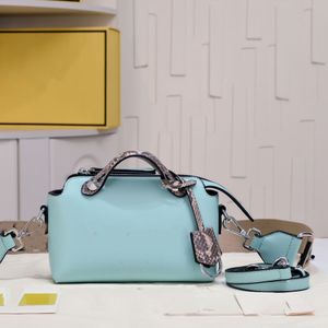 Bolsas de bolos por la forma en que el bolso de la caramelo del diseñador Boston Boston Bolso de cuero para mujeres Bag de alta gama Moda versátil Multi -Color Bag Sending Artículo de 20 cm