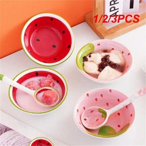 Bols 1/2 / 3pcs Japonais Bowl en céramique Bol pastèque Strawberry mignon Vole des enfants