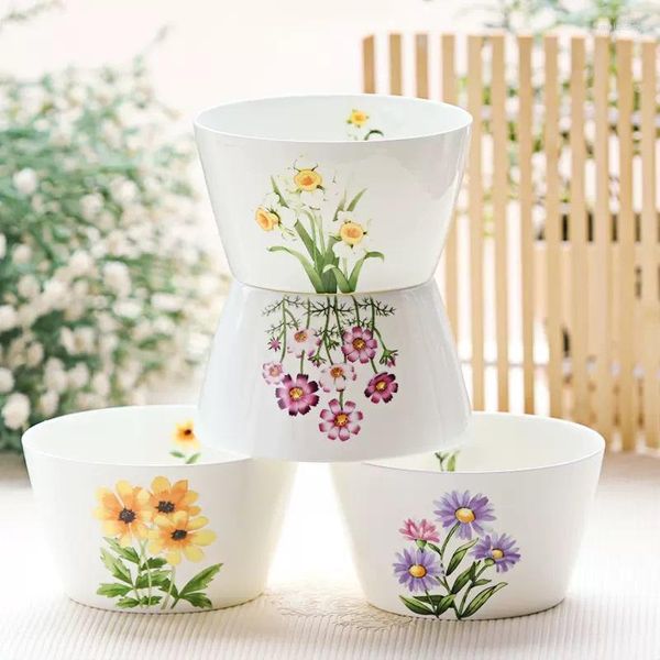 Bols 4pcs 4.5 Pouce Fine Bone China Saison Fleur En Céramique Dessin Animé Boîte À Lunch Isolé Bento Enfants Bol