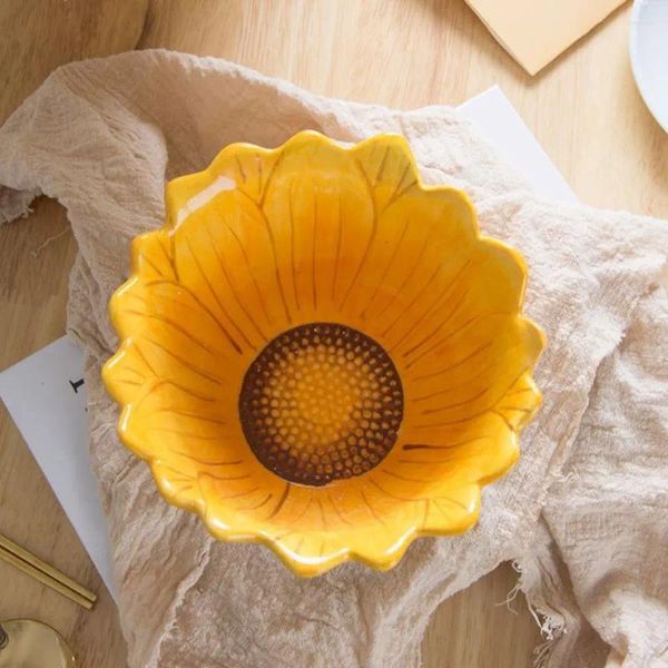 Cuencos Platos De Cerámica Kawaii Tazón Irregular En Forma De Girasol Tuerca De Porcelana Duradera Flor De Comedor Multifunción