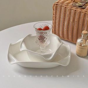 Bols Northern Europe Soup Bowl rétro Pure Ceramics French French Light Luxury Table Kitchen Home Daily Creative Produit