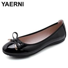 Bowtie Ladies Patent YAERNBig Dress 42/43 Size Single Leather Loafers Women Round Toe Roll-Up Shoes Woman Bridesmaid Flats 231128 345
