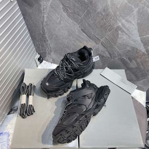 Box OG avec la marque de luxe originale Men Femmes Chaussures de créateurs décontractées Piste 3 3.0 Triple White Black Sneakers Tess.S.Plate-forme imprimée en nylon Gomma Leather Trainer