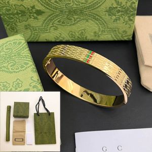 Box Packaging Sense Womens Sier Plated Spring Designer Style Letter Bangle Hoge kwaliteit paar familie cadeau armband