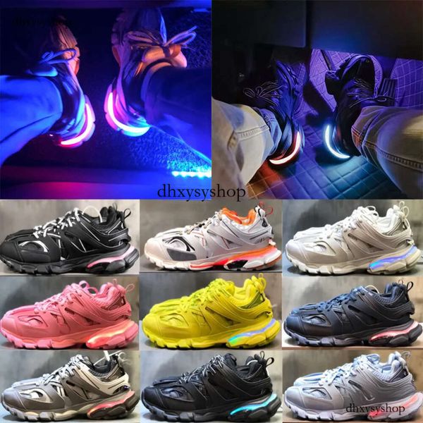 Femmes Hommes Designer Casual Chaussure Balenciagas Tracks LED Rose Sneaker Light Gomma Bleu Cuir Entraîneur Nylon Plate-forme Imprimée pour Baskets