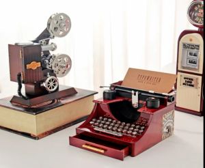 Dozen Creatieve Unieke Retro Vintage Oude Schrijfmachine Projector Muziekdoos Woondecoratie Accessoires Voor Jongen Verjaardagscadeau LFB454