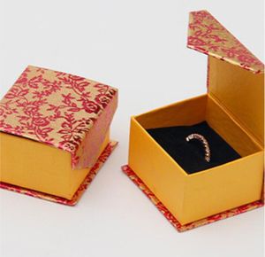Dozen verpakking display sieraden 4 x 6 x 3,5 cm ijzerabsorberen cadeau huidige case case rode rose oorring ring sieraden doos jlljpj