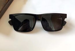 Boxunch Sunglasses Black Silver / Gray Lens 56mm Gafas de Sol Men Mode Shades UV400 Bescherming Eyewear met dozen